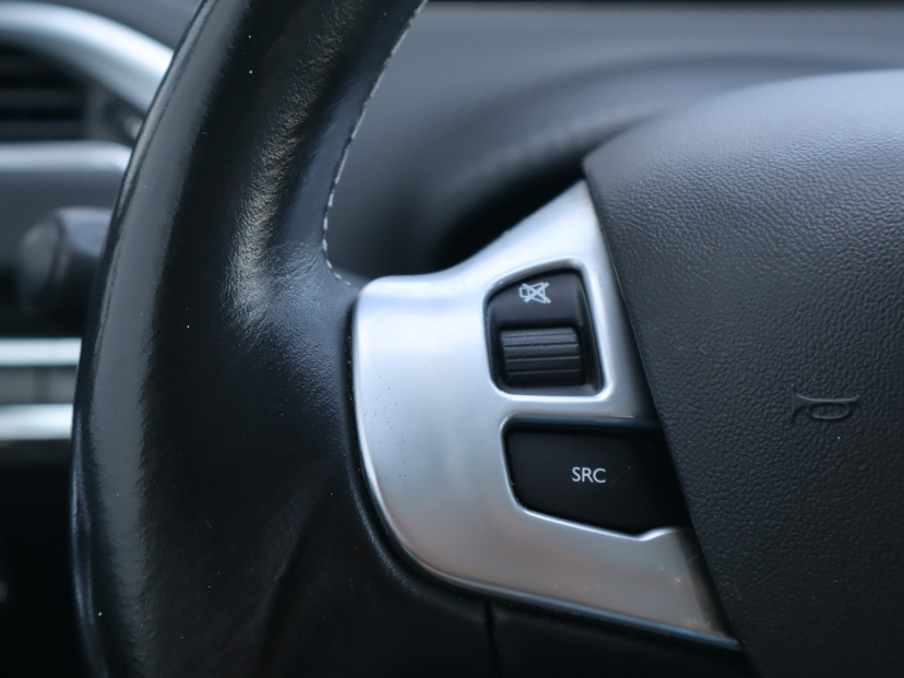 Peugeot 2008, 2016