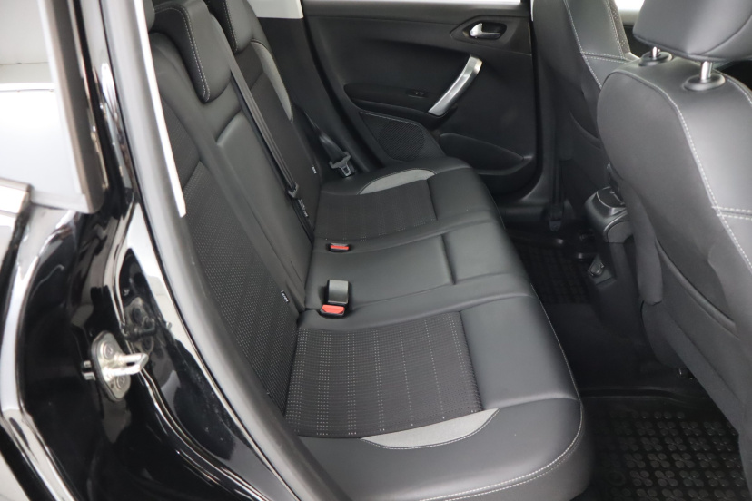 Peugeot 2008, 2019