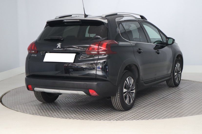 Peugeot 2008, 2019