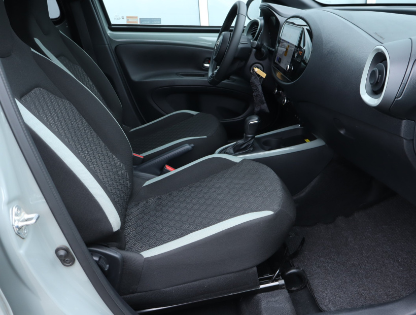 Toyota Aygo X, 2025