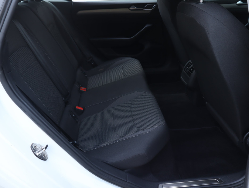 Volkswagen Arteon, 2019