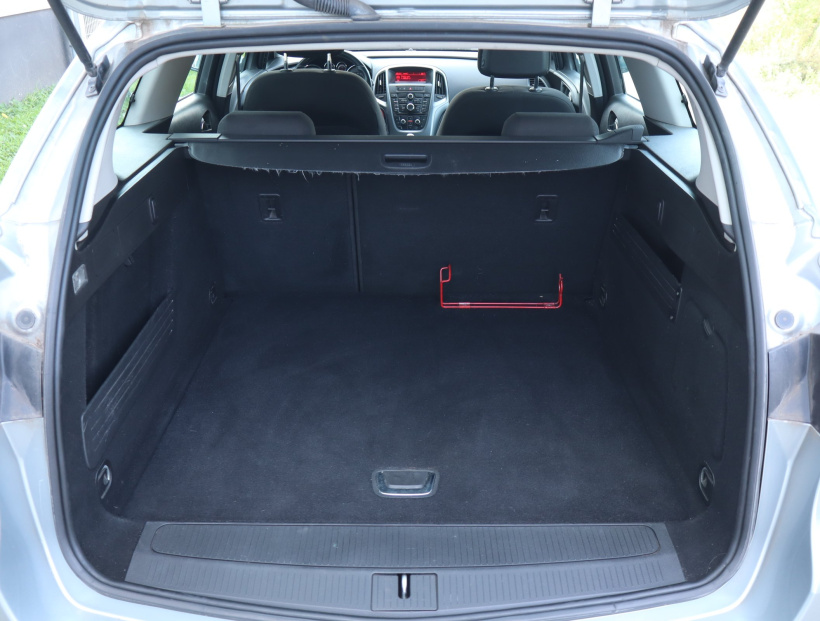 Opel Astra, 2014