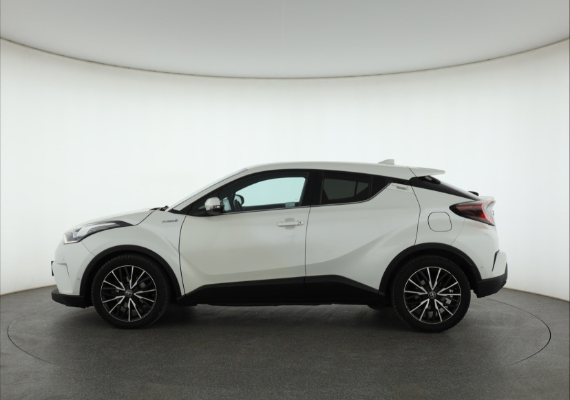 Toyota C-HR, 2017