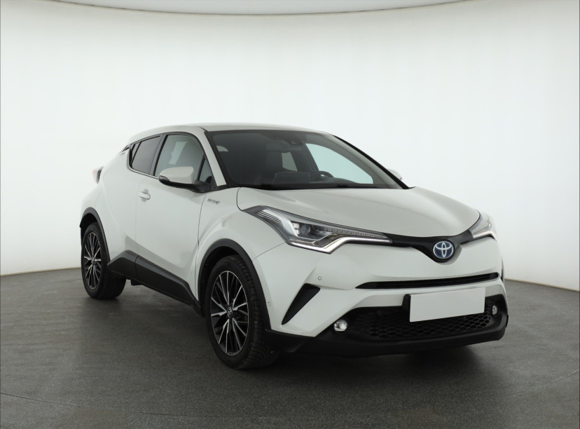 Toyota C-HR, 2017