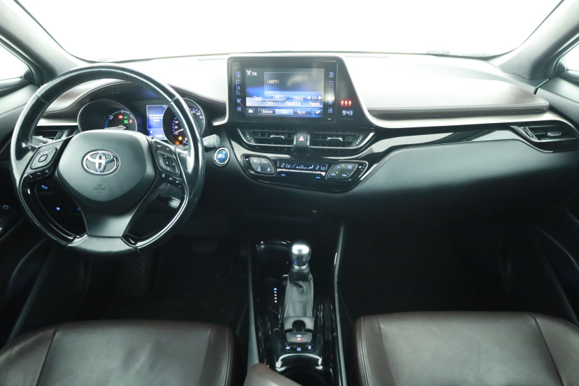 Toyota C-HR, 2017