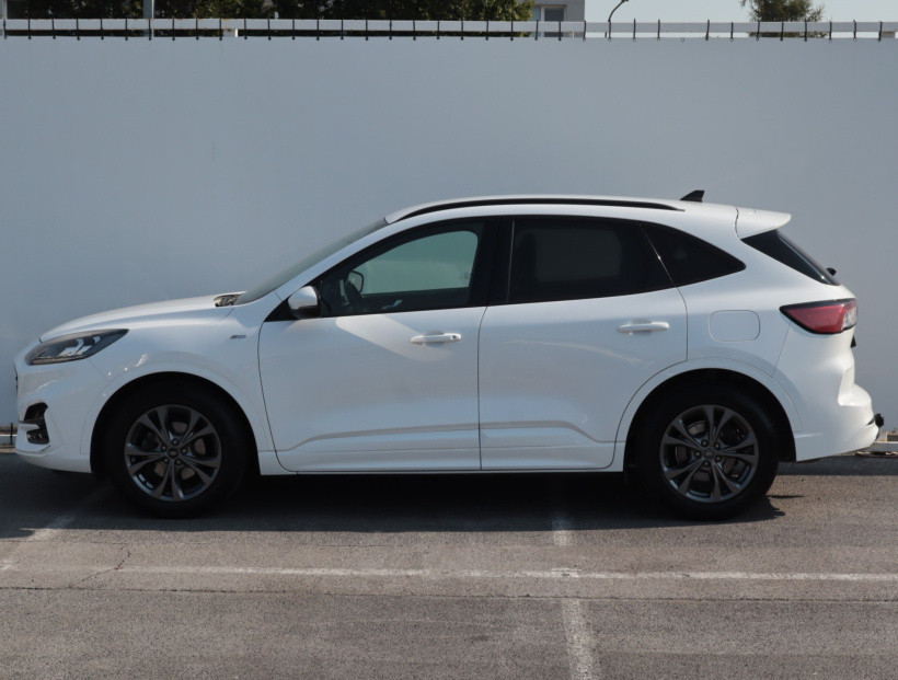 Ford Kuga, 2021