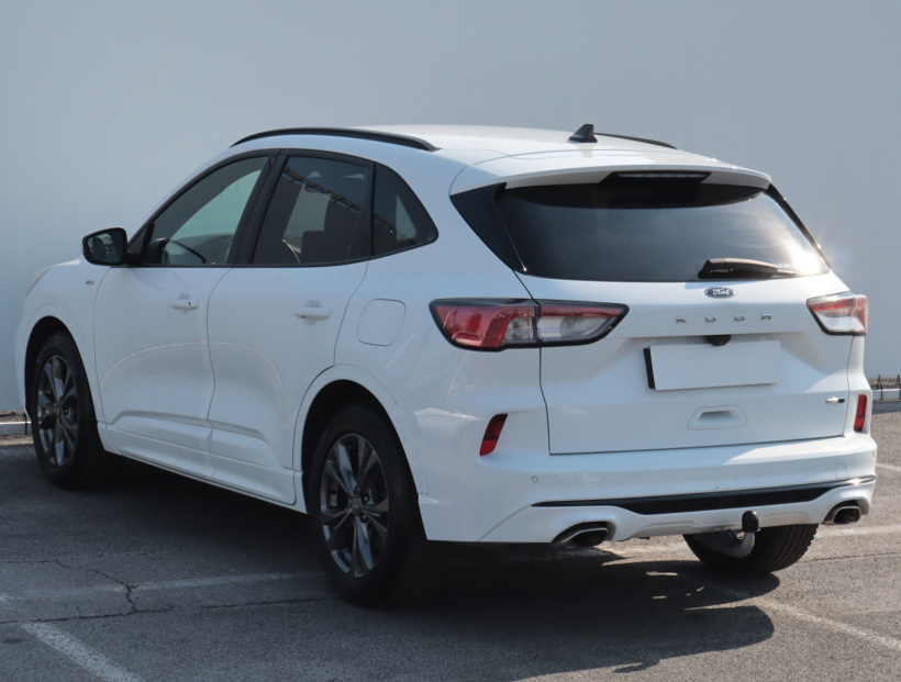 Ford Kuga, 2021