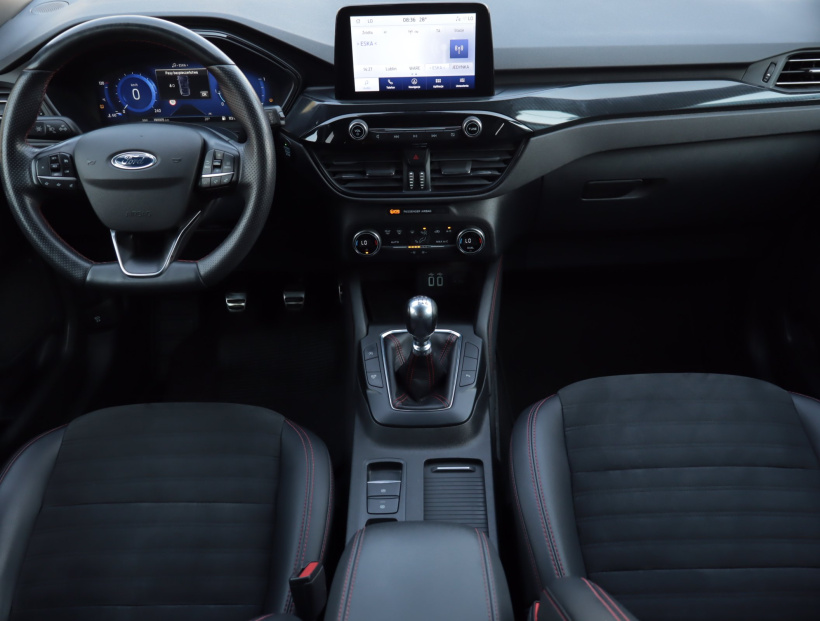 Ford Kuga, 2021