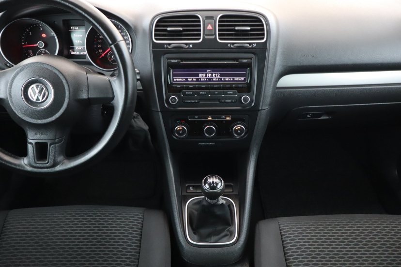 Volkswagen Golf, 2011