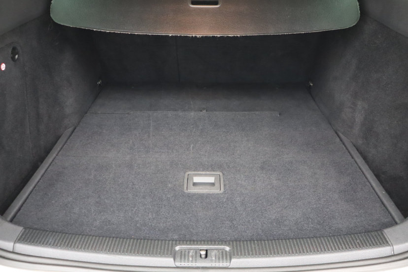 Volkswagen Golf, 2011