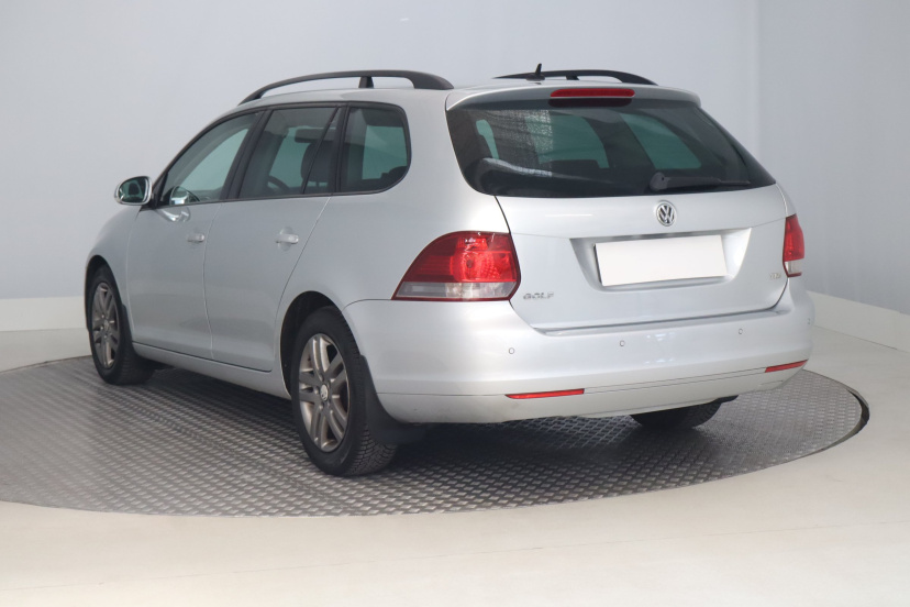 Volkswagen Golf, 2011