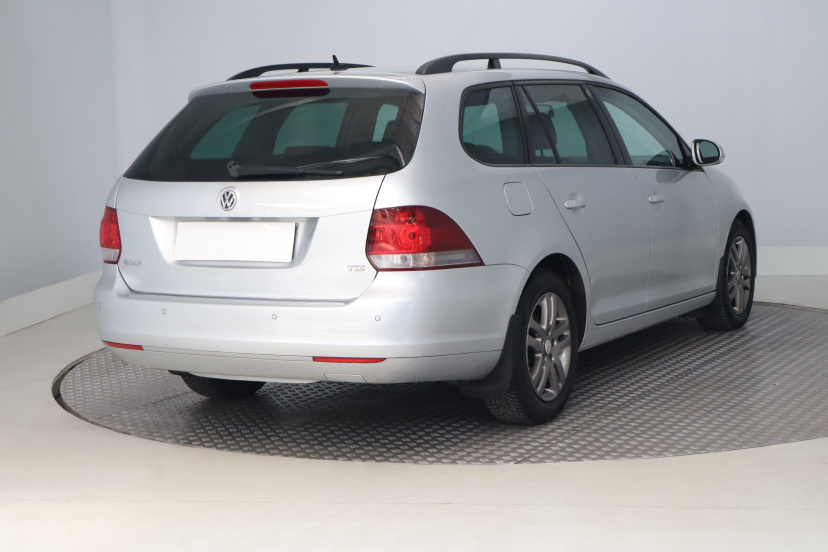 Volkswagen Golf, 2011