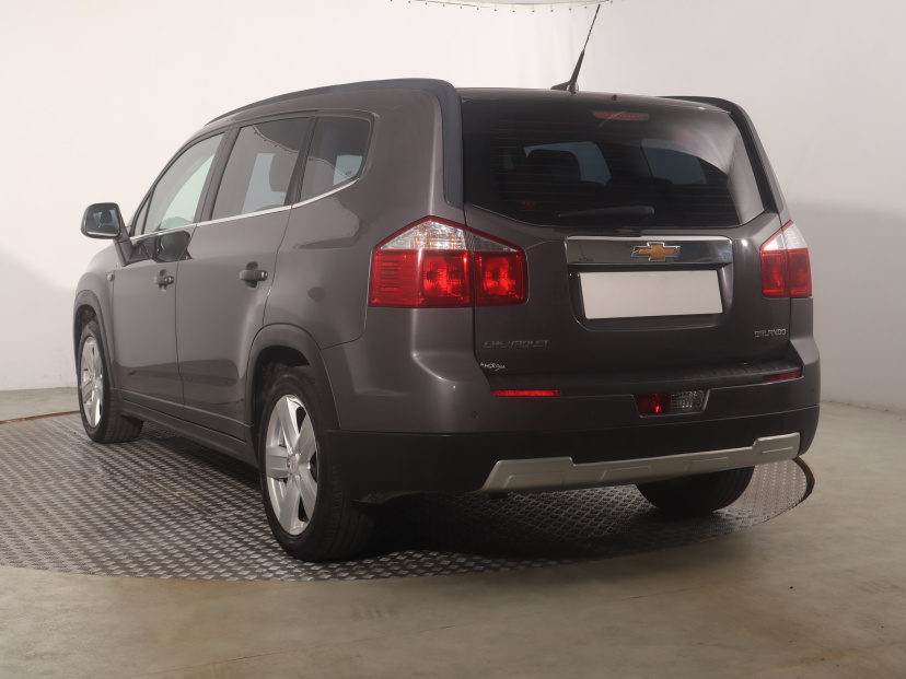 Chevrolet Orlando, 2011