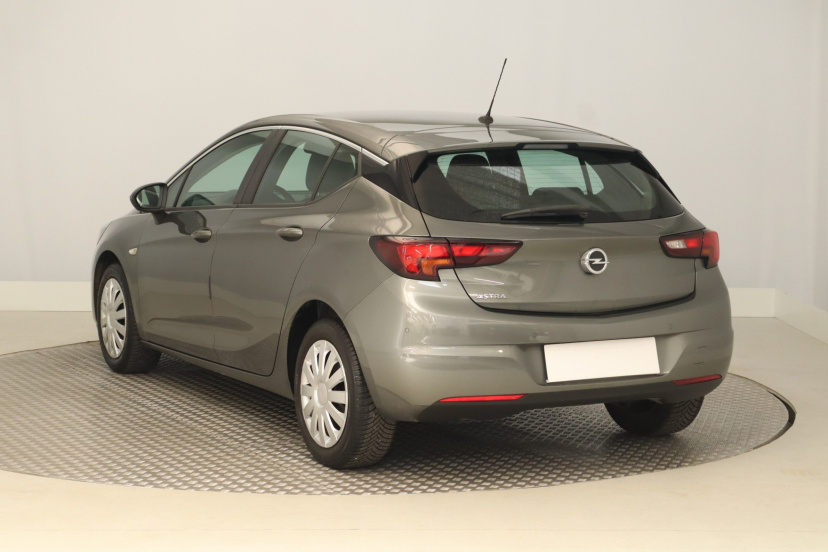 Opel Astra, 2020