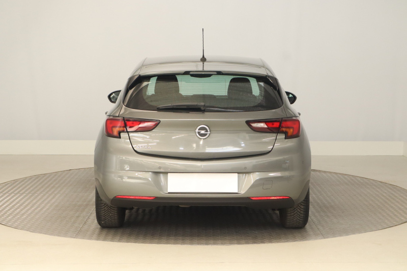 Opel Astra, 2020