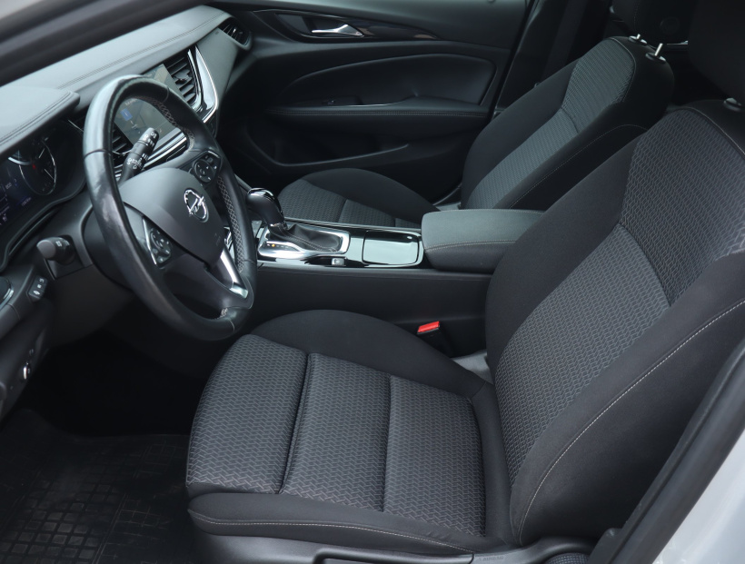 Opel Insignia, 2022