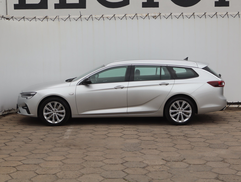 Opel Insignia, 2022