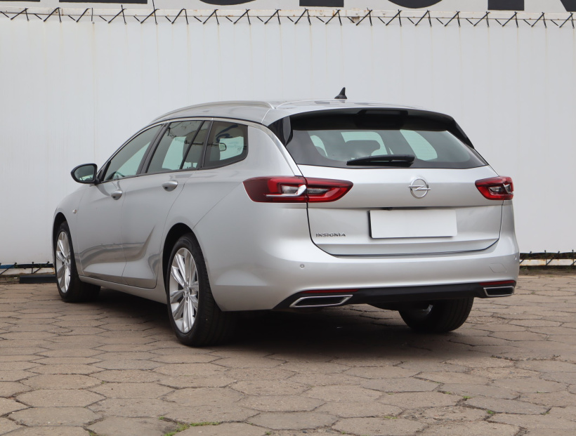 Opel Insignia, 2022