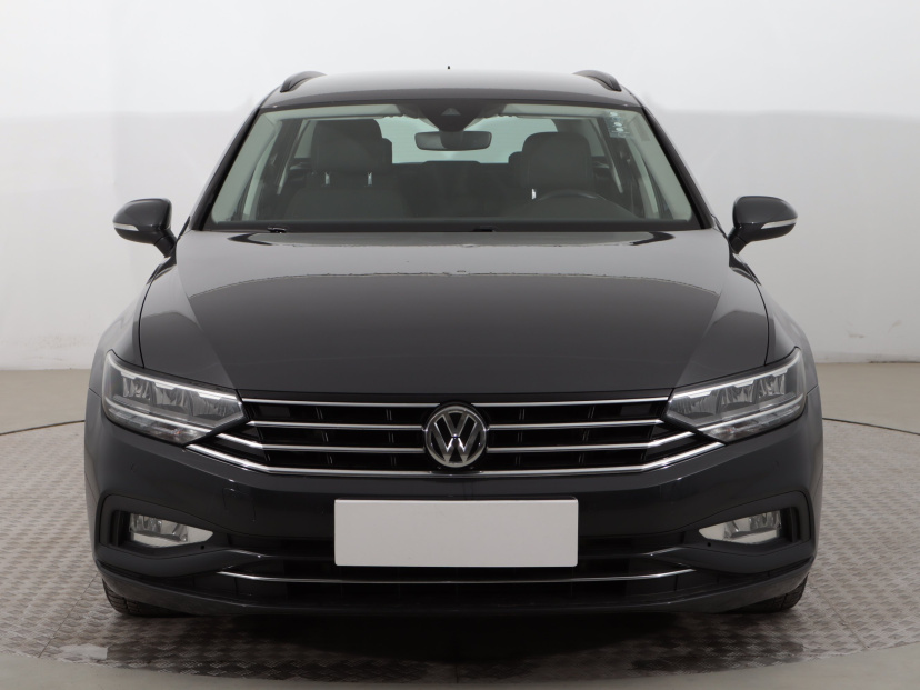 Volkswagen Passat, 2020
