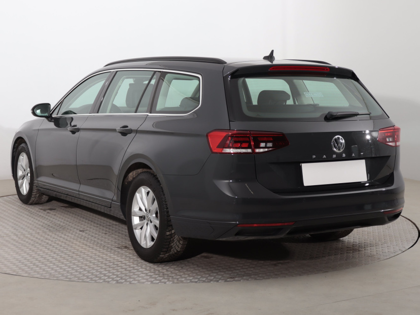 Volkswagen Passat, 2020