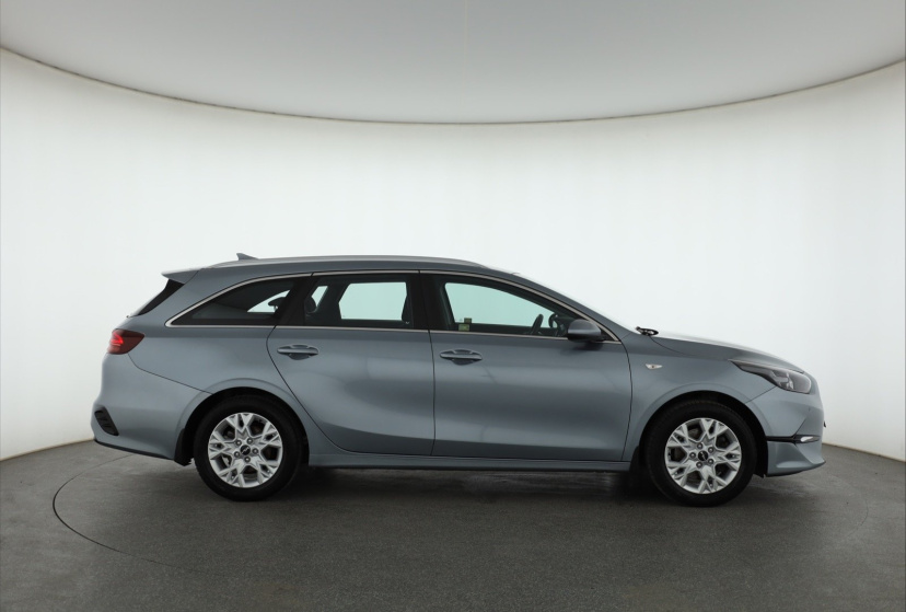 Kia Ceed, 2022