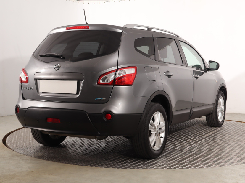 Nissan Qashqai+2, 2014