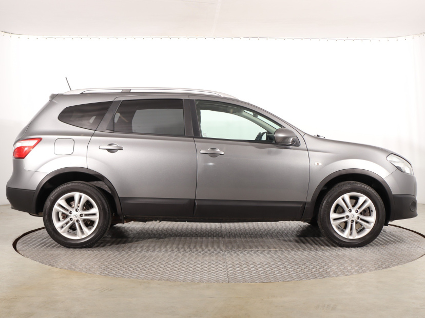 Nissan Qashqai+2, 2014