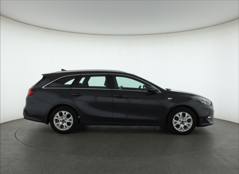 Kia Ceed, 2022