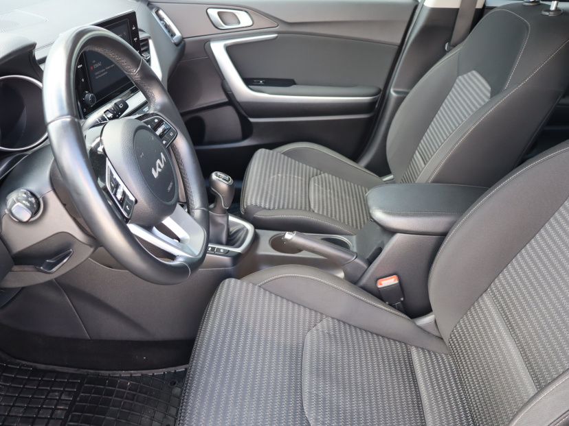 Kia Ceed, 2022