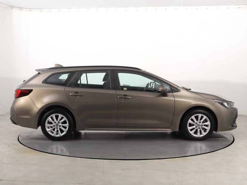 Toyota Corolla, 2023