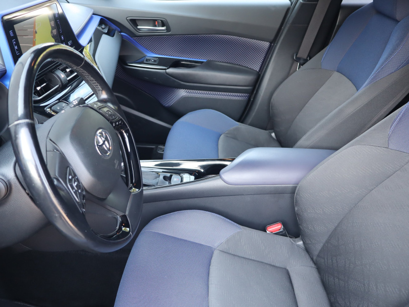 Toyota C-HR, 2017