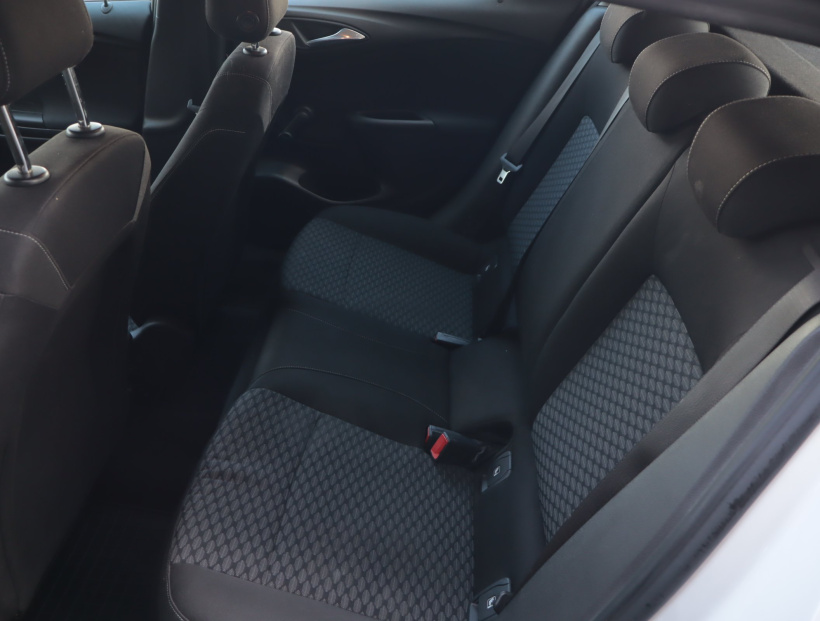 Opel Astra, 2016