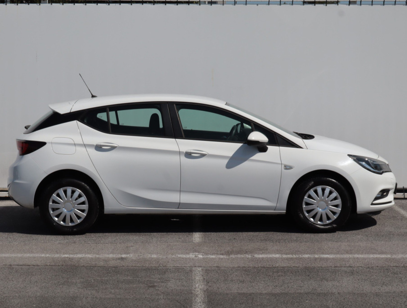 Opel Astra, 2016