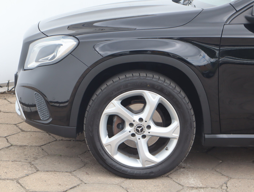Mercedes-Benz GLA, 2017