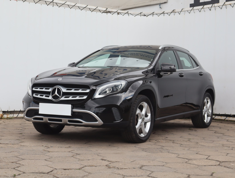 Mercedes-Benz GLA, 2017