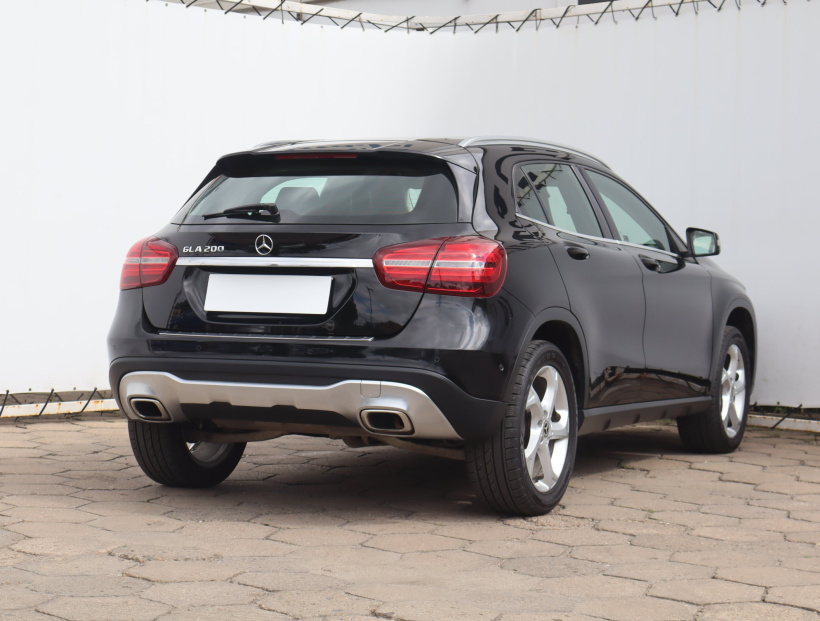 Mercedes-Benz GLA, 2017
