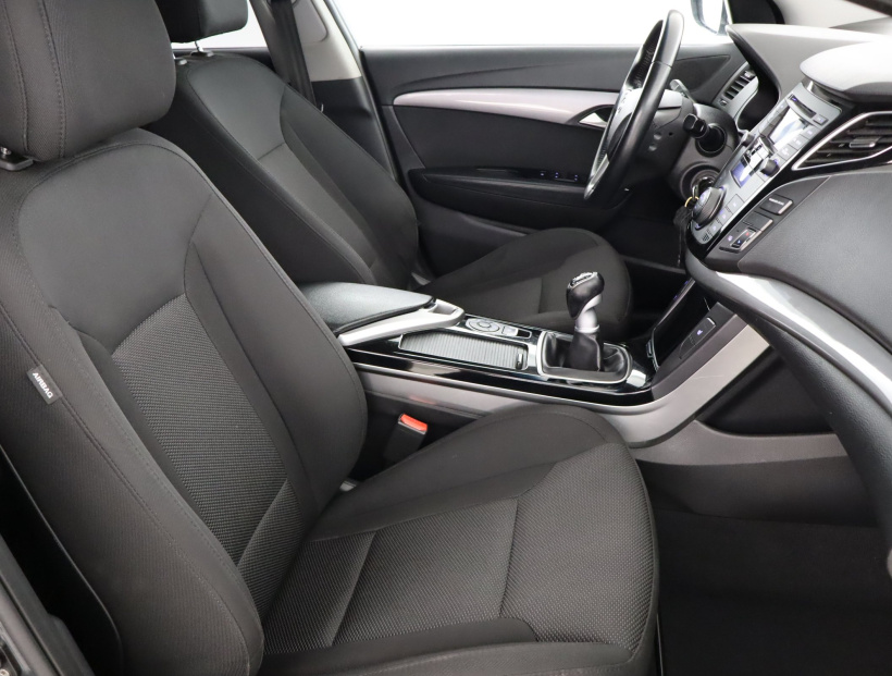 Hyundai i40, 2012