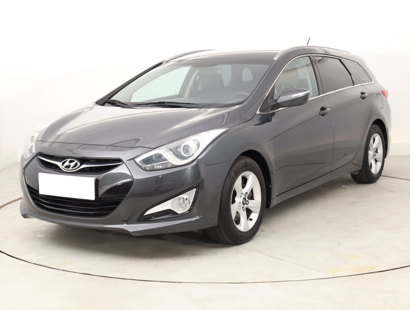 Hyundai i40, 2012