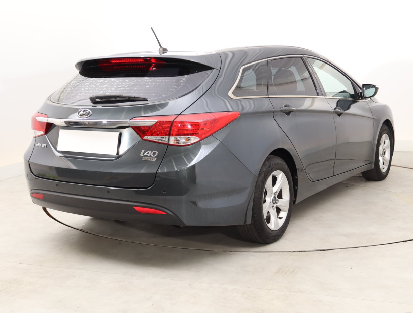Hyundai i40, 2012