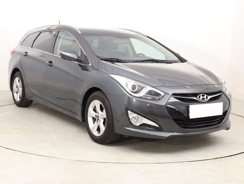 Hyundai i40, 2012