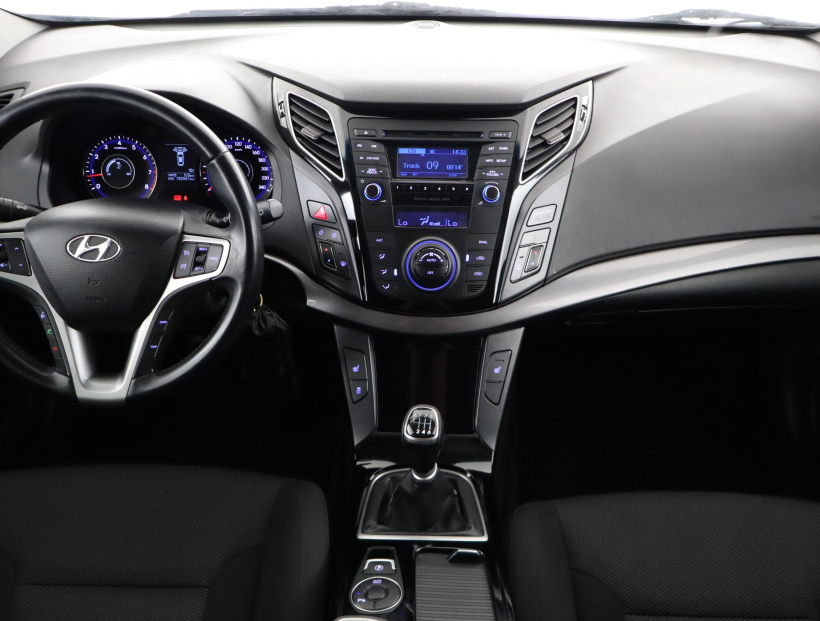 Hyundai i40, 2012