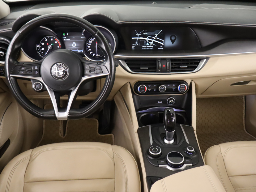 Alfa Romeo Stelvio, 2019