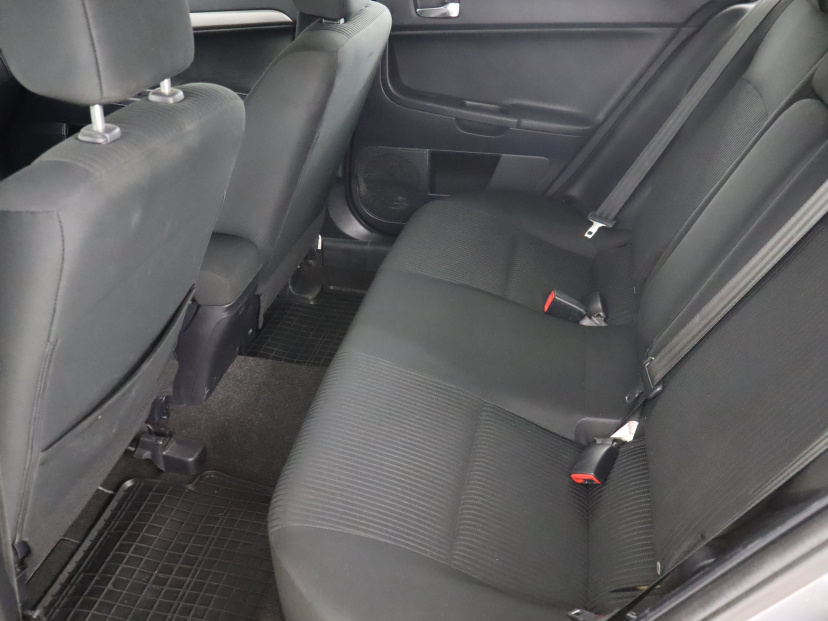 Mitsubishi Lancer, 2015