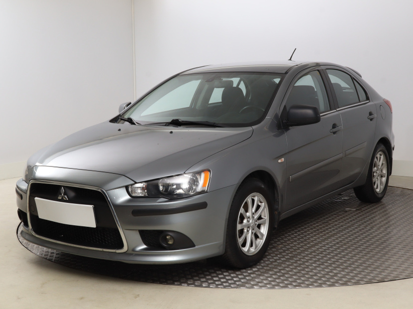 Mitsubishi Lancer, 2015