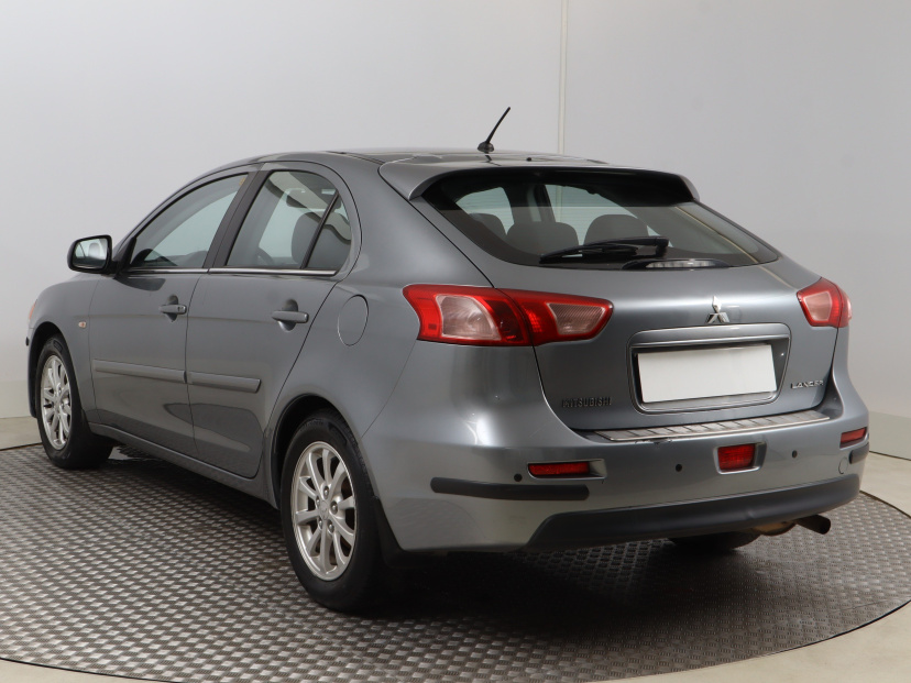 Mitsubishi Lancer, 2015
