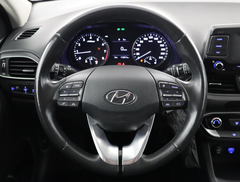 Hyundai i30, 2022