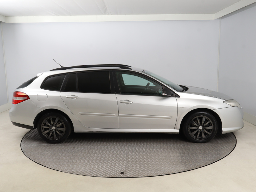 Renault Laguna, 2008