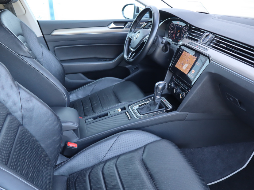 Volkswagen Arteon, 2017
