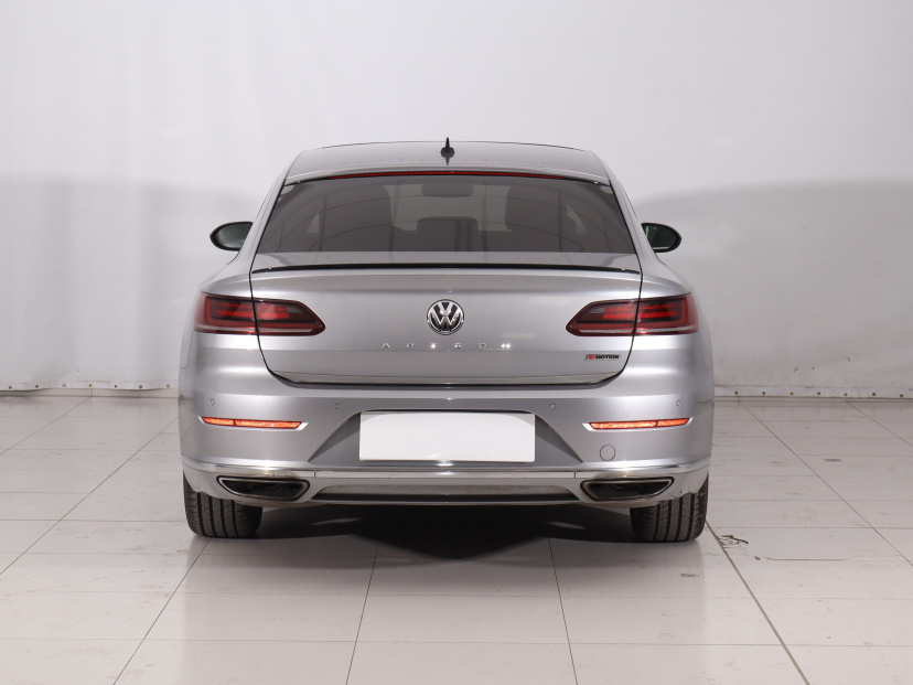 Volkswagen Arteon, 2017