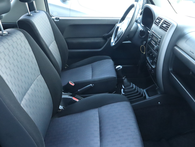 Suzuki Jimny, 2009